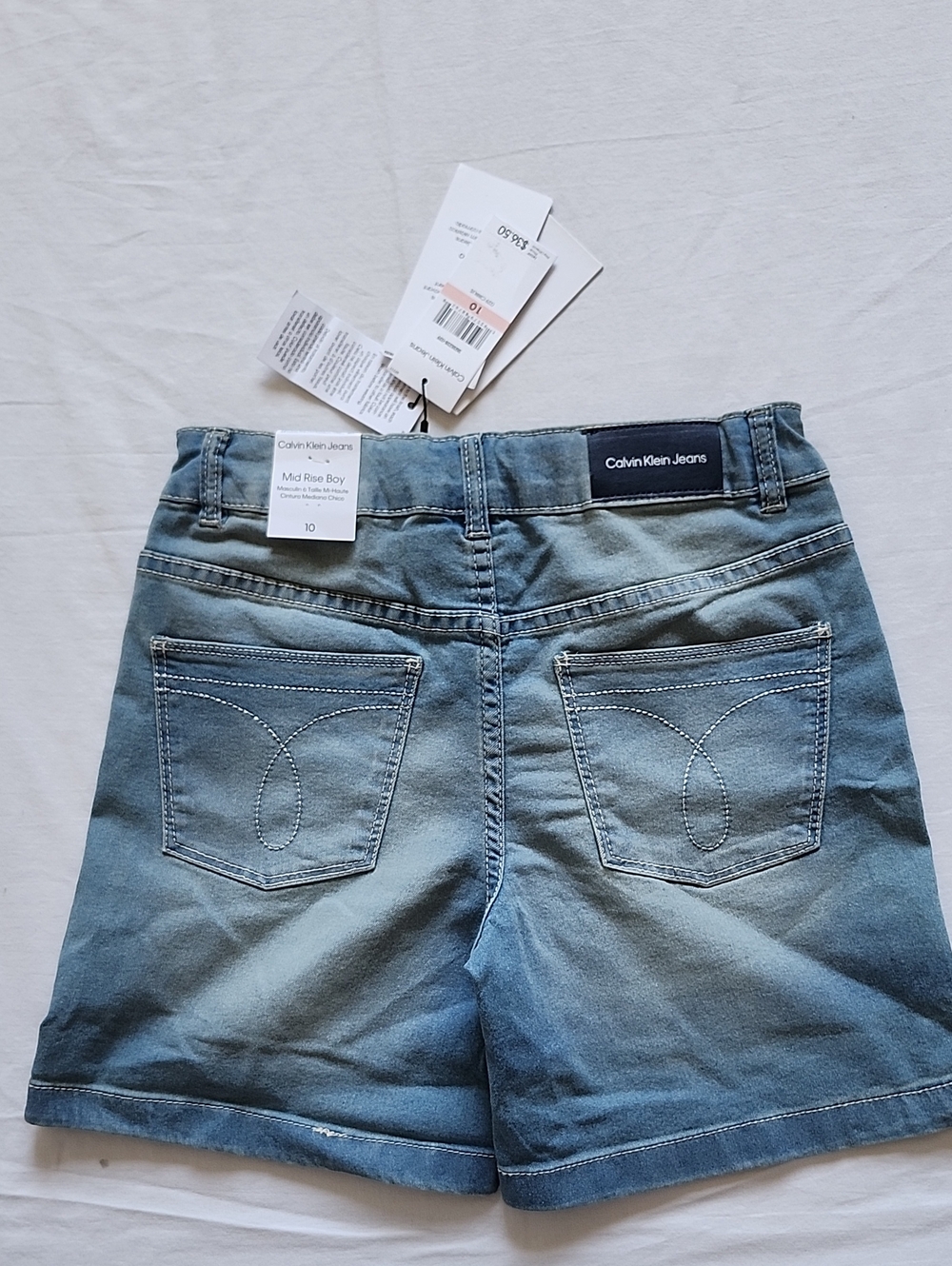 Calvin Klein Girls Mid Rise Bermuda Denim Shorts Medium Wash Size 10 NWT - Picture 2 of 15